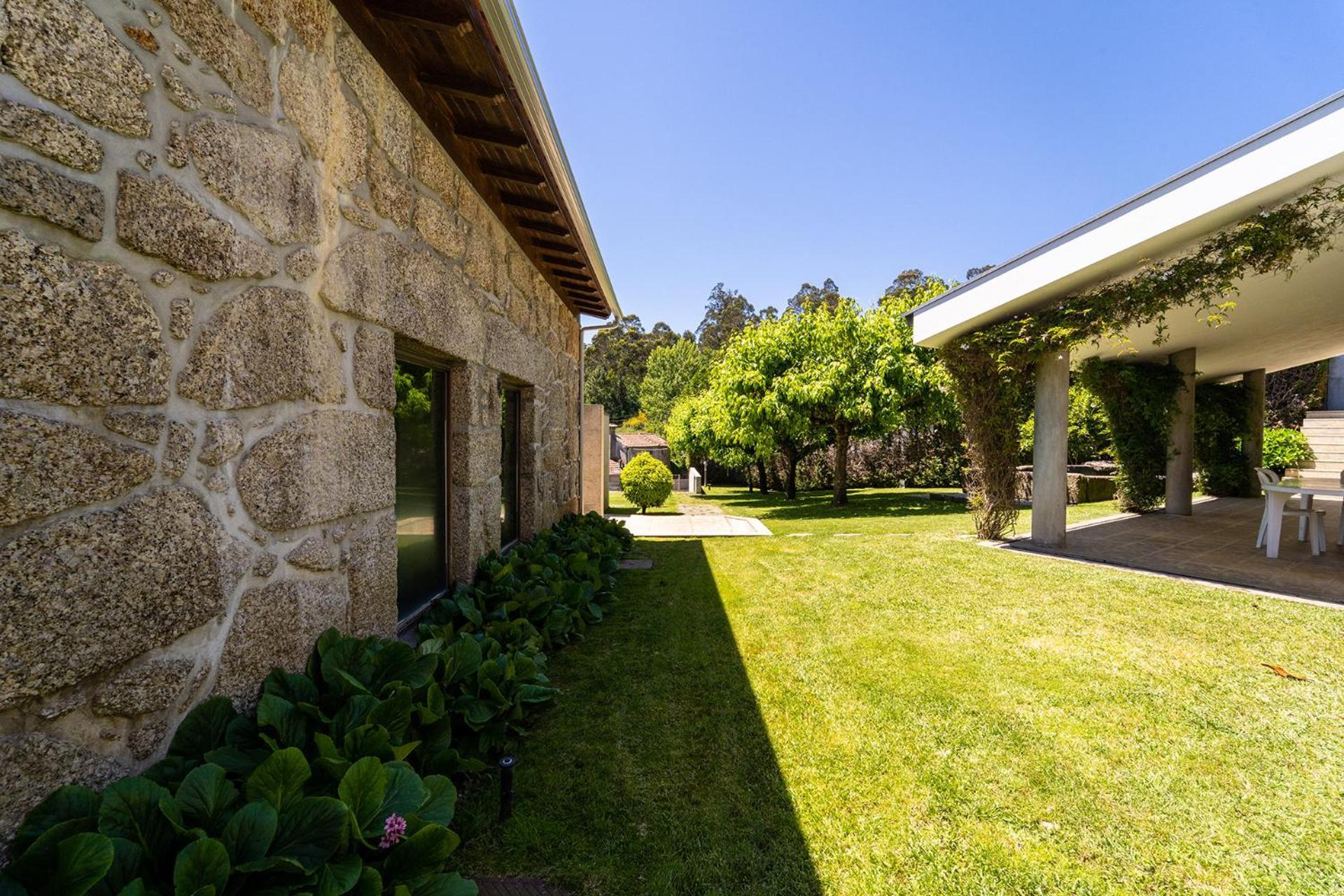 Casa De Silvares Fafe - Moradia Premium Com Piscina By House And People Regadas Exteriör bild
